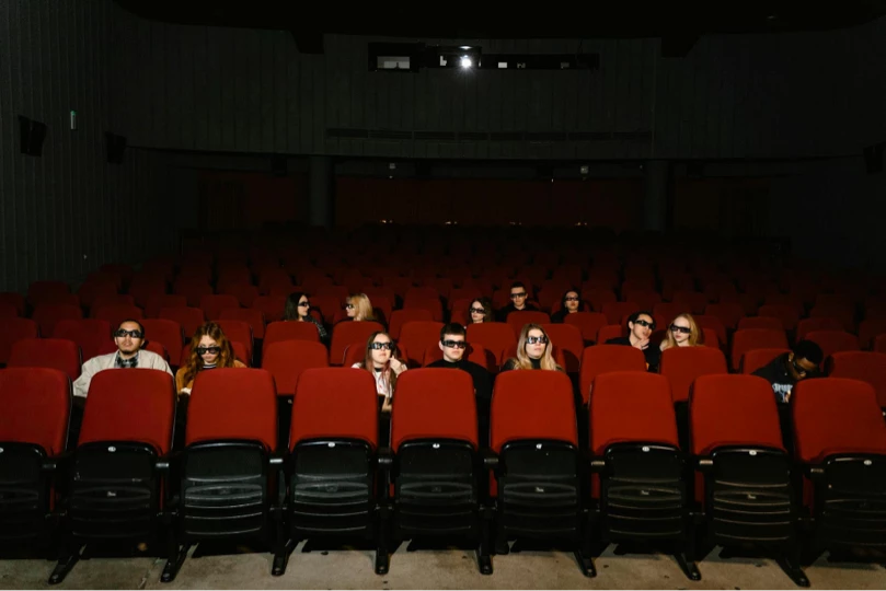 People experiencing Immersive Cinema